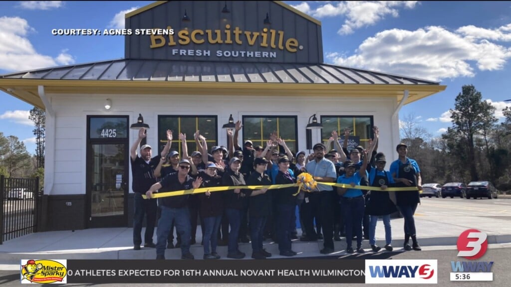 Biscuitville Grand Opening In Shallotte