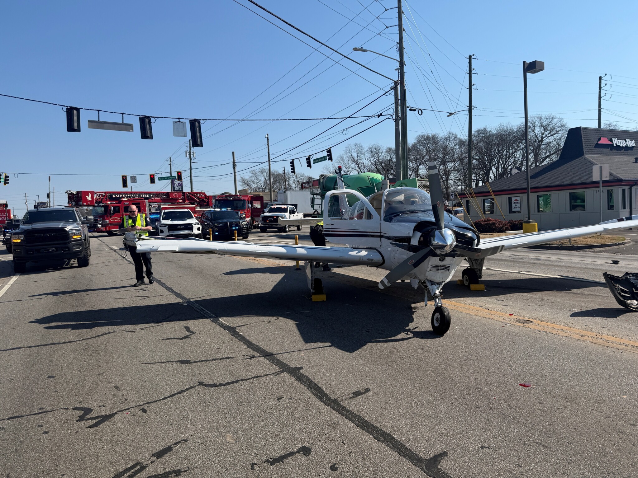 small-plane-makes-an-emergency-landing-on-a-busy-georgia-road-and