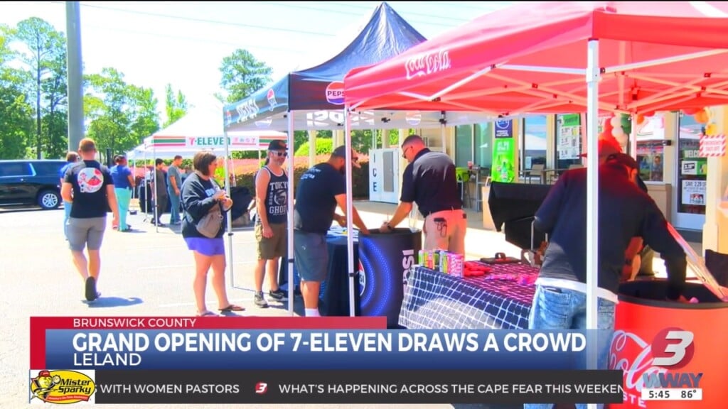 New 7 Eleven Debuts In Growing Leland Community