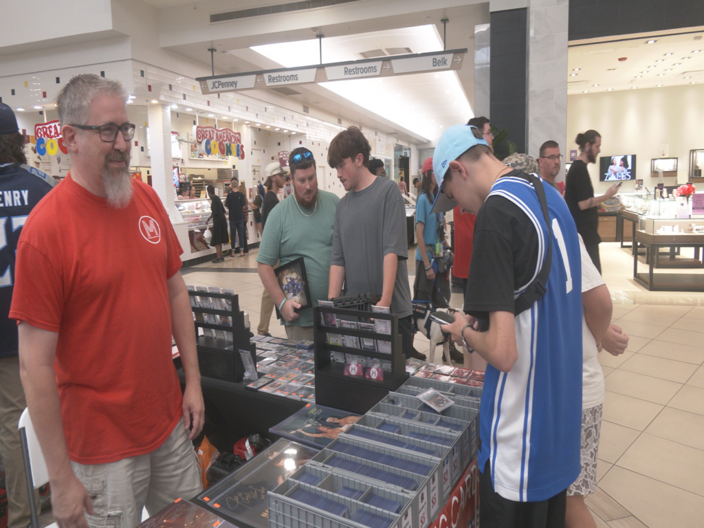 Trading card show at Independence Mall