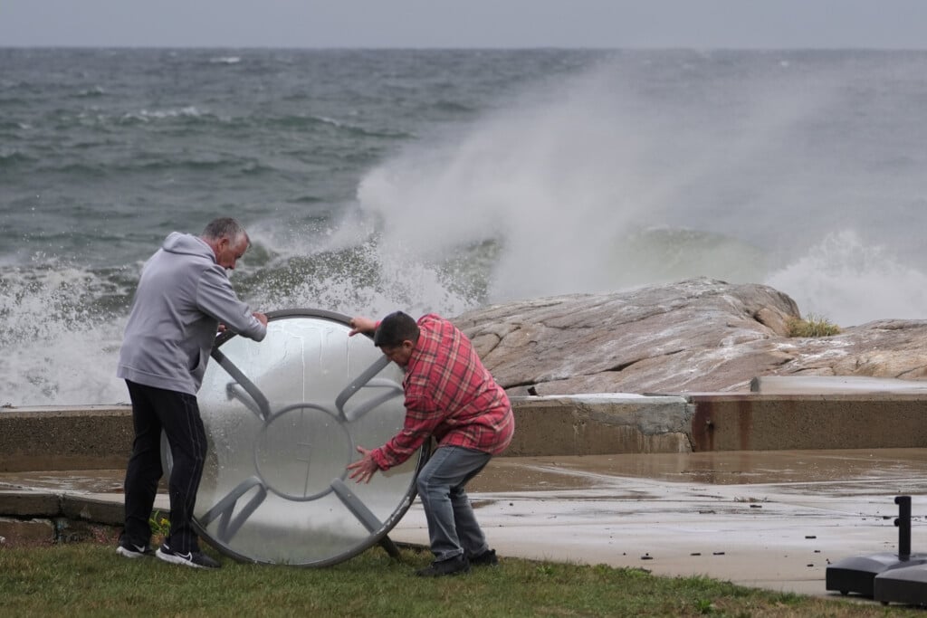 Us Massachusetts Extreme Weather Nor'easter