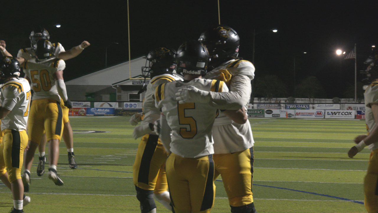 Topsail shuts out West Brunswick at M.H. Rourk Stadium - WWAYTV3