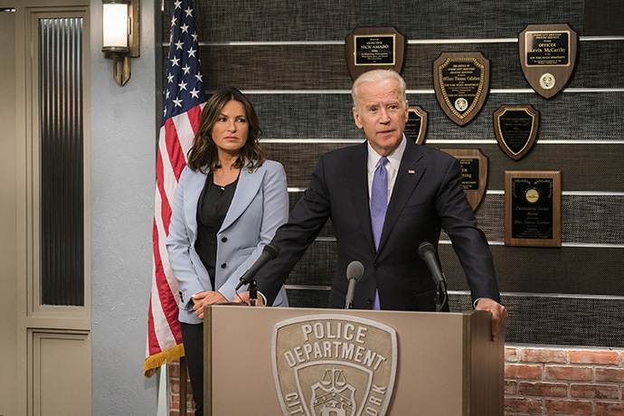 LAW & ORDER: SPECIAL VICTIMS UNIT -- "Making a Rapist" Episode 1802 -- Pictured: (l-r) Mariska Hargitay as Lieutenant Olivia Benson