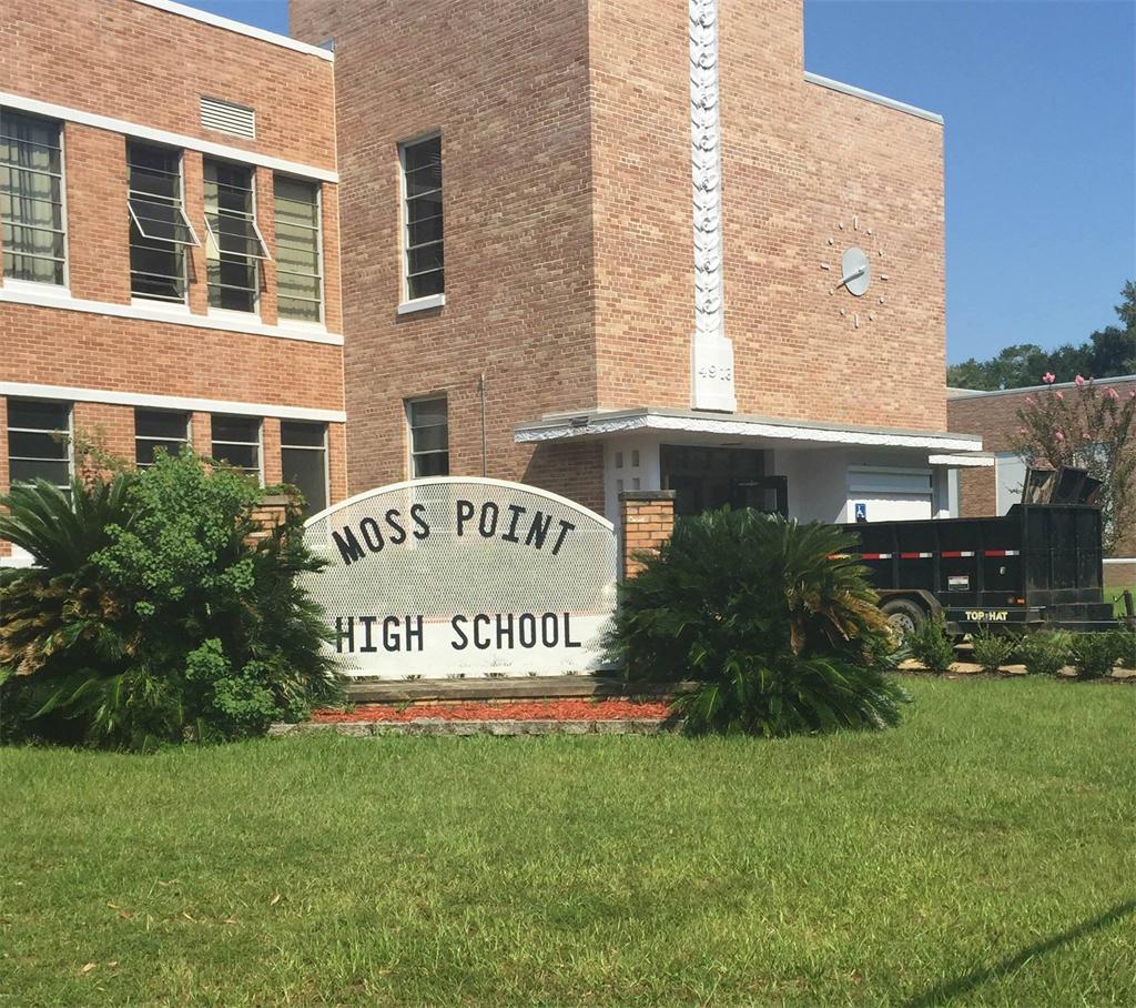 No School at Moss Point High School Today - WXXV News 25