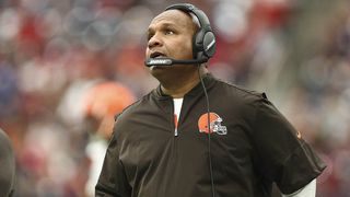 Why the Browns should keep Hue Jackson as head coach