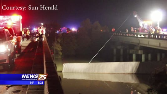 Fatal 18 Wheeler Accident Wxxv News 25