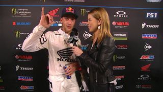 Ken Roczen finishes fourth in first race since injury that required 11 surgeries | 2018 MONSTER ENERGY SUPERCROSS