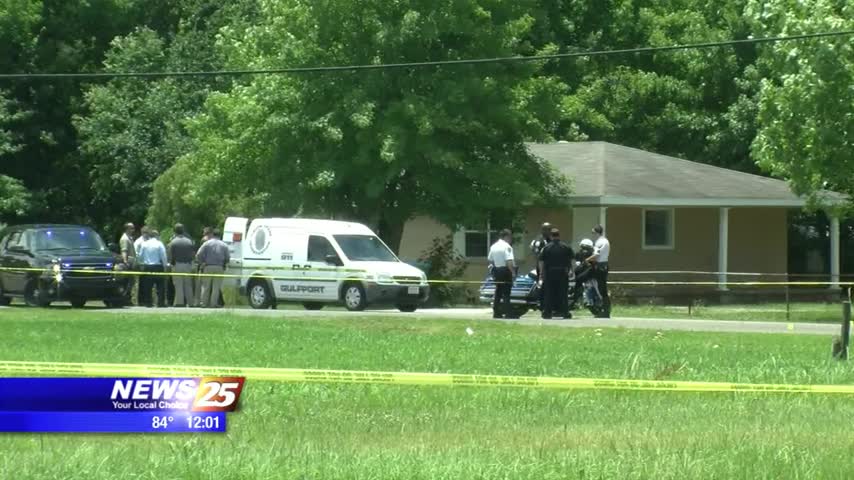 Gulfport Shooting Suspect Still At Large Wxxv News 25