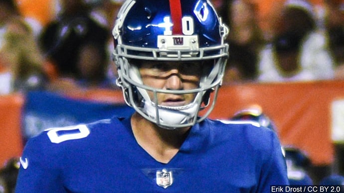 Giants' Eli Manning retires after 16 seasons, 2 Super Bowls