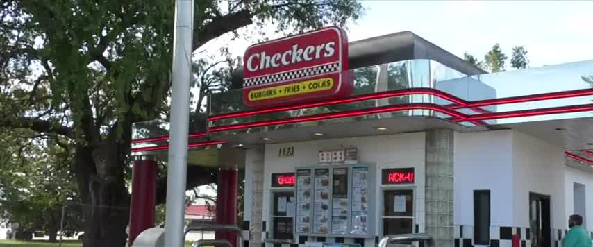 Checkers Restaurant In Gulfport Giving Free Meals To First Responders Wxxv News 25