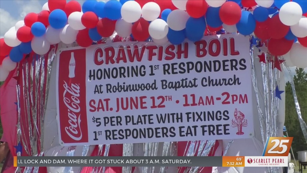 Robinwood Baptist Church Held Crawfish Boil Honoring First Responders