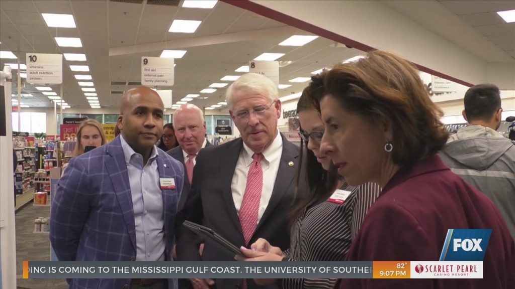 Senator Roger Wicker Visits The Coast