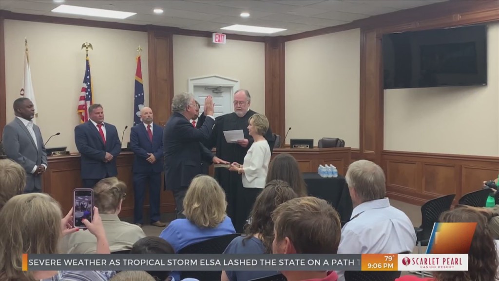 Pascagoula Mayor And Council Swearing In Ceremony