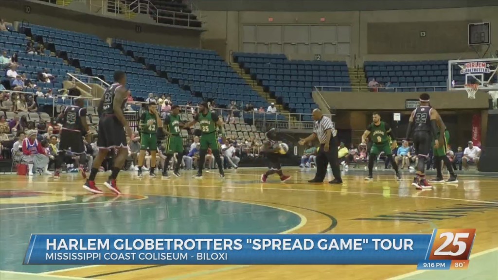 Harlem Globetrotters Stop At The Coast Coliseum