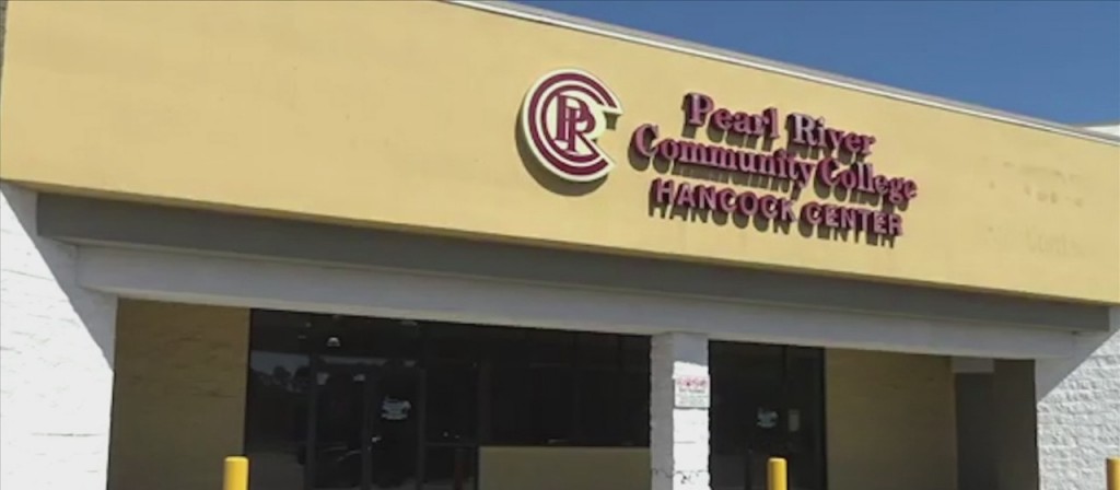 Historic Tuition Agreement At Pearl River Community College