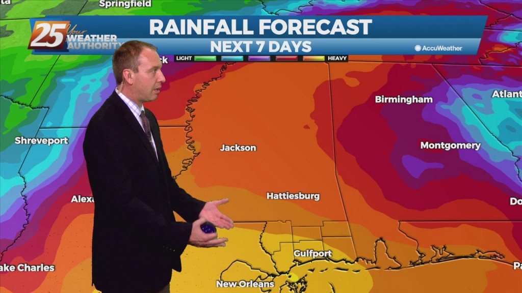 08/26 Ryan's "hurricane Watch" Thursday Night Forecast