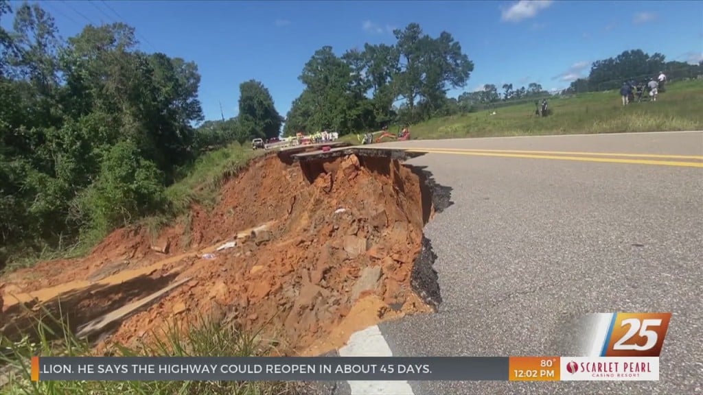 Mississippi To Start Rebuilding Collapsed Portion Of Highway 26