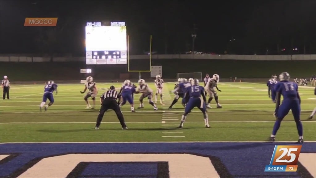 Mgccc Football Wins In Dramatic Fashion In First Game Since Tragic Passing Of Levi Madison