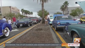 View The Cruise Draws Crowds To Downtown Gulfport