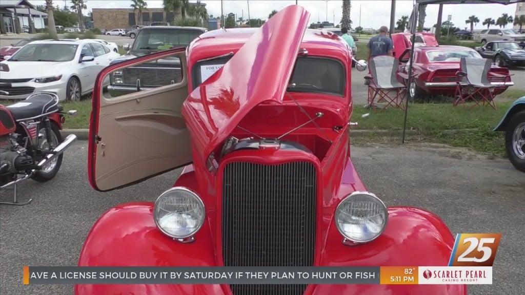 Hot Rod Buyers And Sellers Gather At The Car Corral
