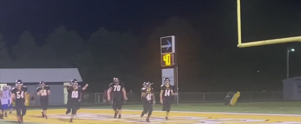 Play Of The Day: Beloved D’iberville Middle School Student Scores Touchdown