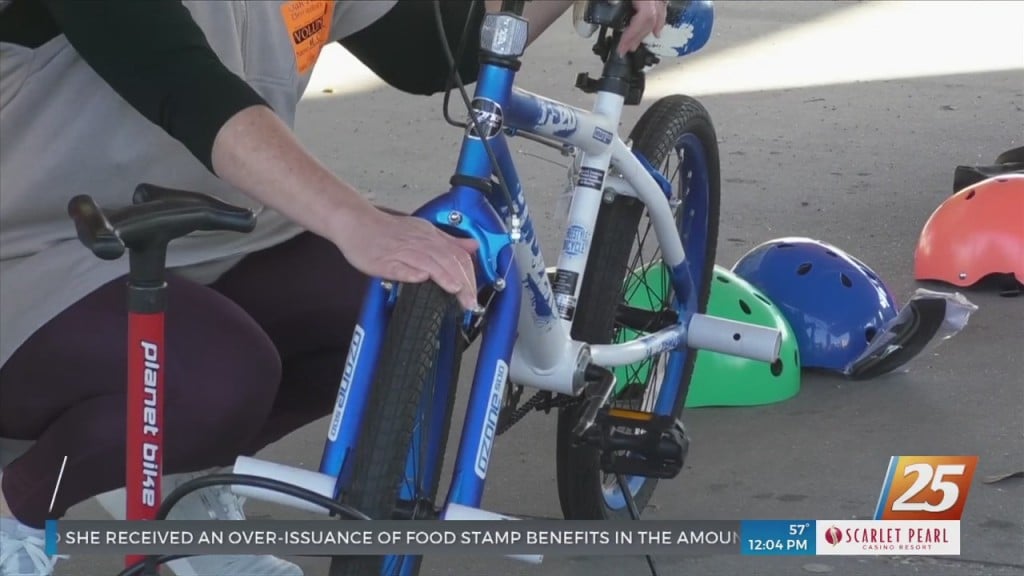 Ocean Springs Group Teaches Local Kids Bike Safety