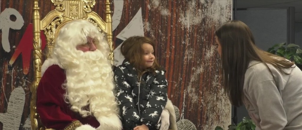Breakfast With Santa At De L’epee In Gulfport