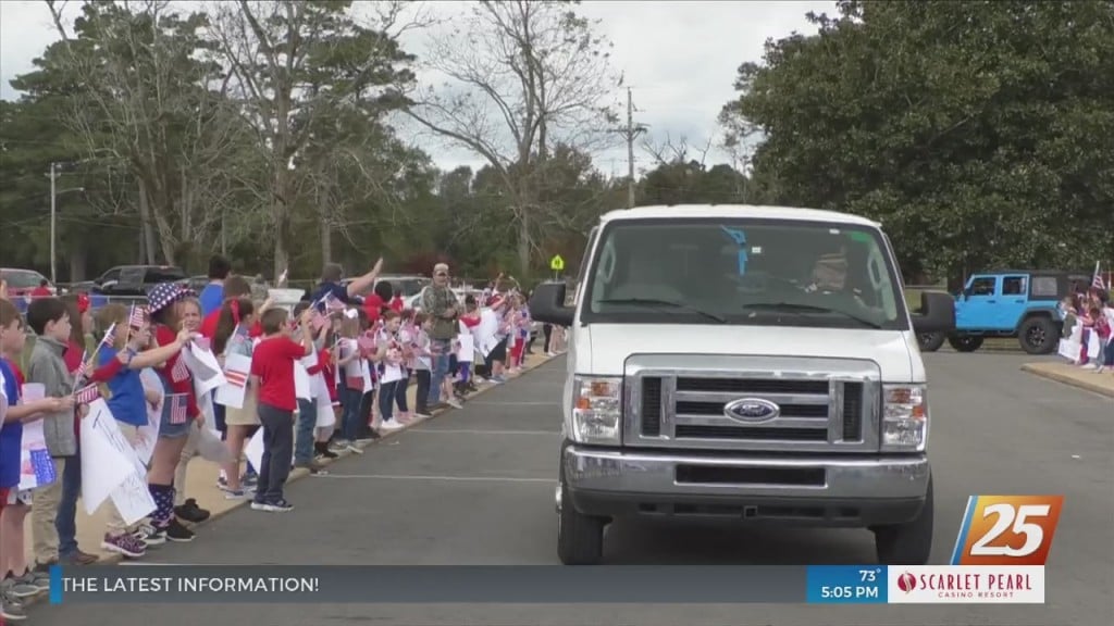 Stone Elementary School Holds Veterans Day Parade