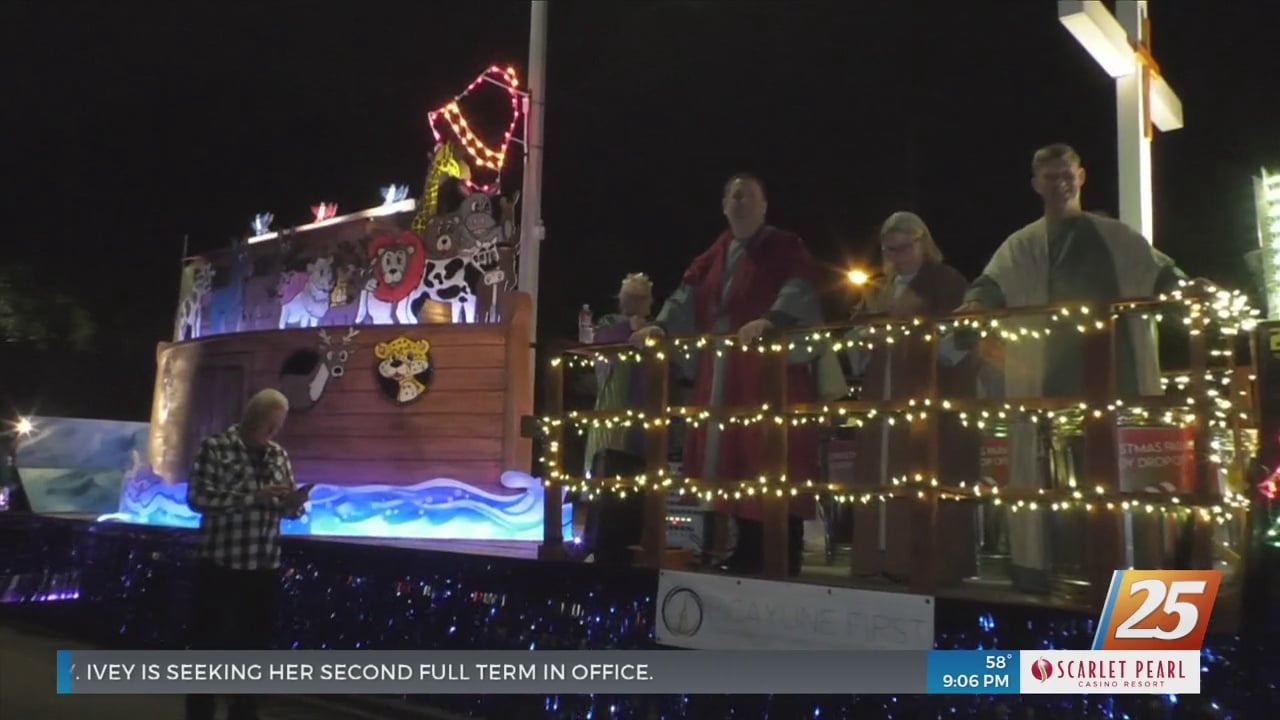 Memories and Christmas Trees Parade in Picayune WXXV News 25