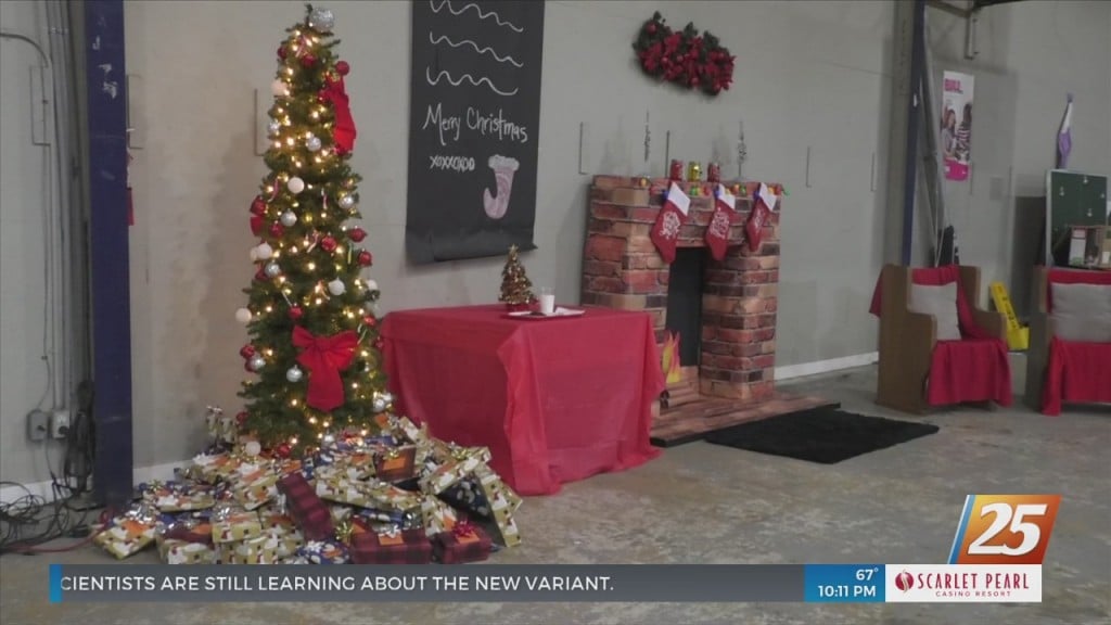 Boys And Girls Club East Biloxi Unit Hosts Christmas Dinner