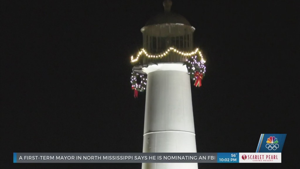 Biloxi Lighthouse Officially Lights Up For The Christmas Season
