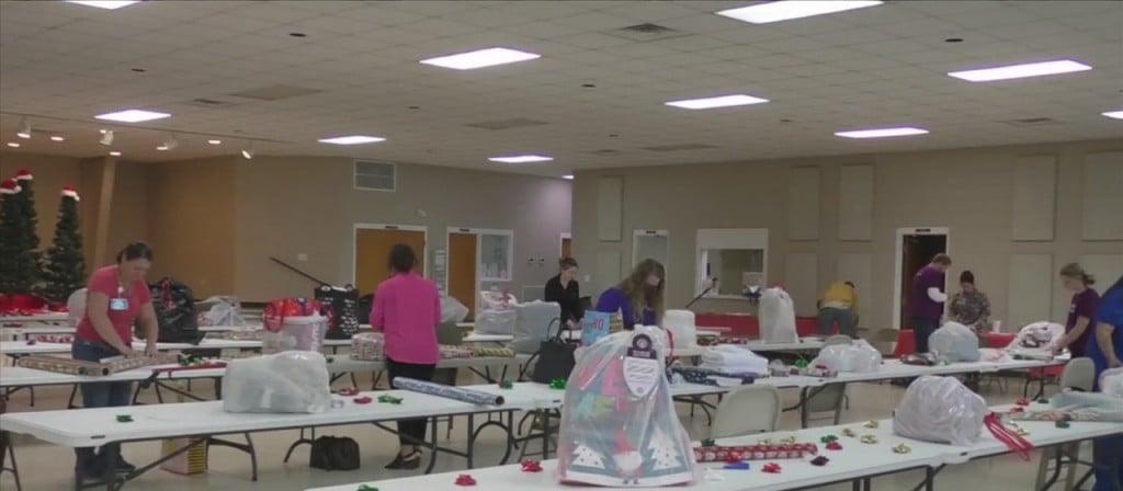 ‘be A Santa To A Senior’ Wrapping Party Underway In Biloxi