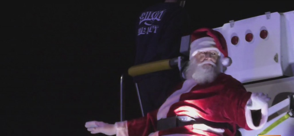 Christmas On The Water Children’s Parade Returns To Biloxi