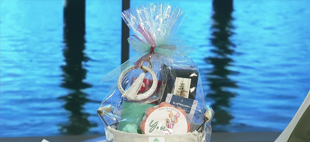 Baskets Of Joy Luncheon At The Dock In Gulfport
