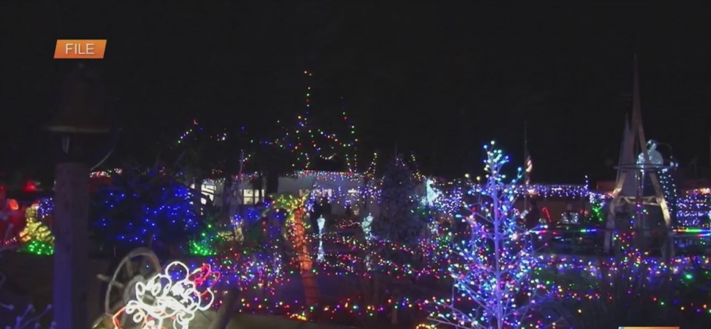 Sixth Annual Christmas Light Festival At Mississippi Coast Model Railroad Museum