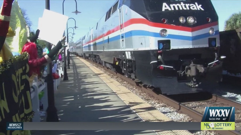 Residents Signing Petition To Bring Amtrak Rail Service To The Gulf Coast