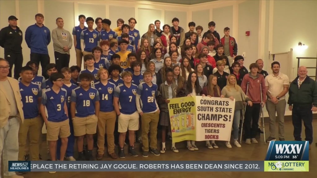 Bay St. Louis Soccer Trifecta Gears Up For State Title Games