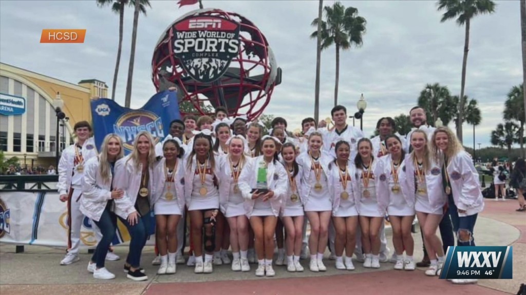 West Harrison Cheer Wins National Championship