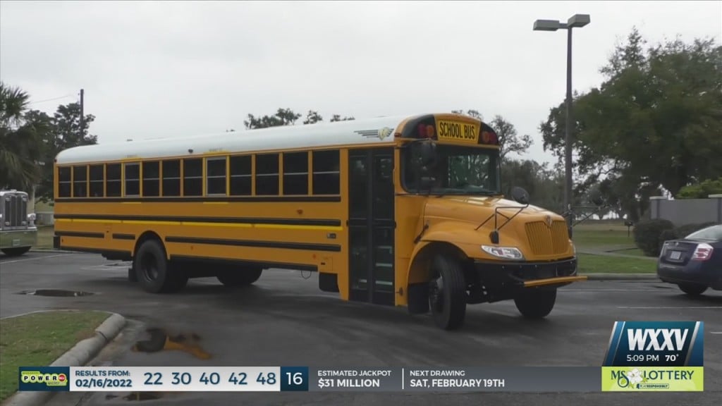 Companies Show Off Electric Powered School Bus