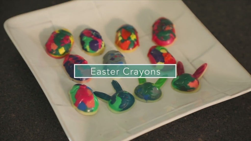 Mom To Mom: Easter Crayons
