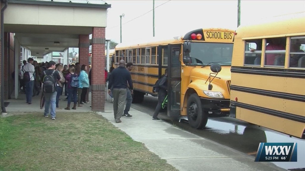 Jackson County School District Will Add Six Electric School Buses
