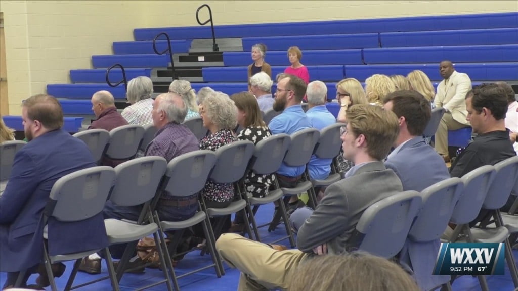 Mississippi 4th Congressional District Candidates Debate In Pass Christian