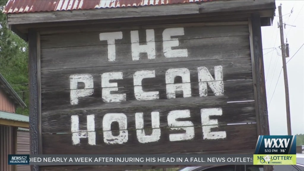The Pecan House Prepares For Busy Easter Weekend