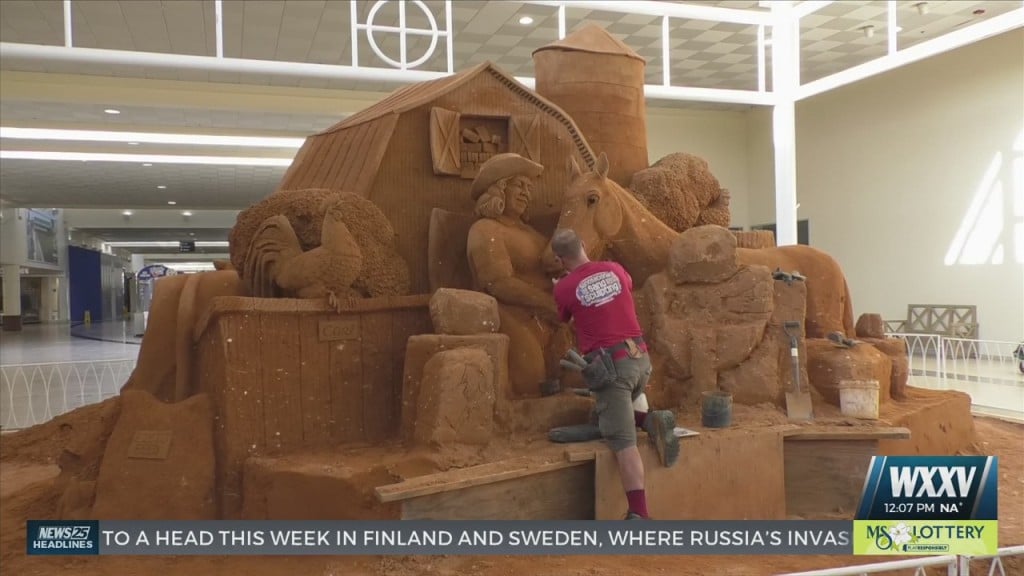 New Sand Sculpture Being Built At Edgewater Mall