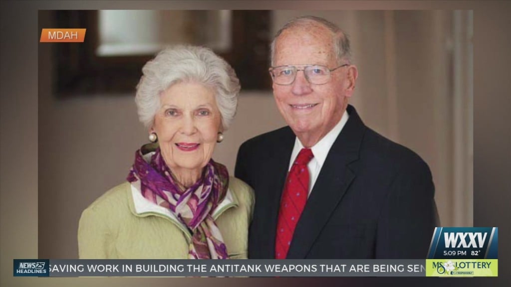 Ceremony Honors Life Of Former Governor William Winter And His Wife Elyse