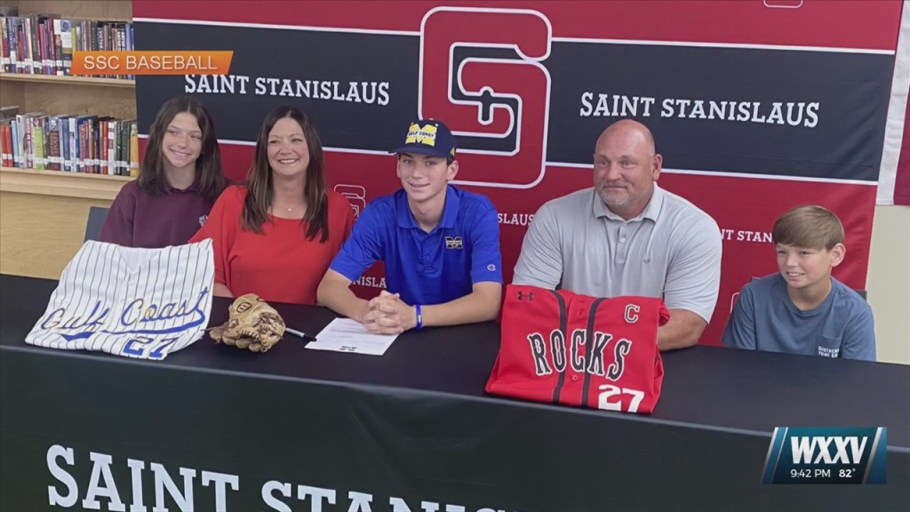 St. Stanislaus Baseball’s Tanner Reinike Signs With Mgccc