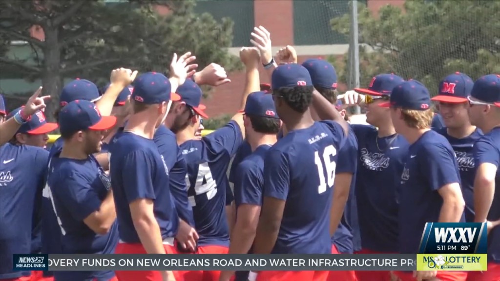 Ole Miss Faces Off Against Arkansas Tonight In College World Series