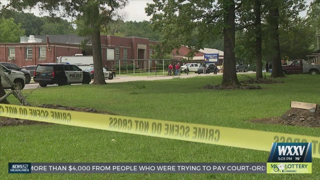 Man Shot By Officer At Alabama Elementary School Hosting Summer Program