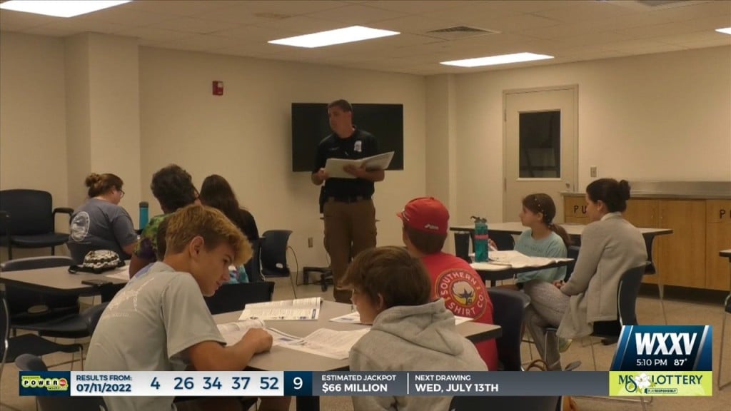 Mdmr Offers Boat And Water Safety Classes