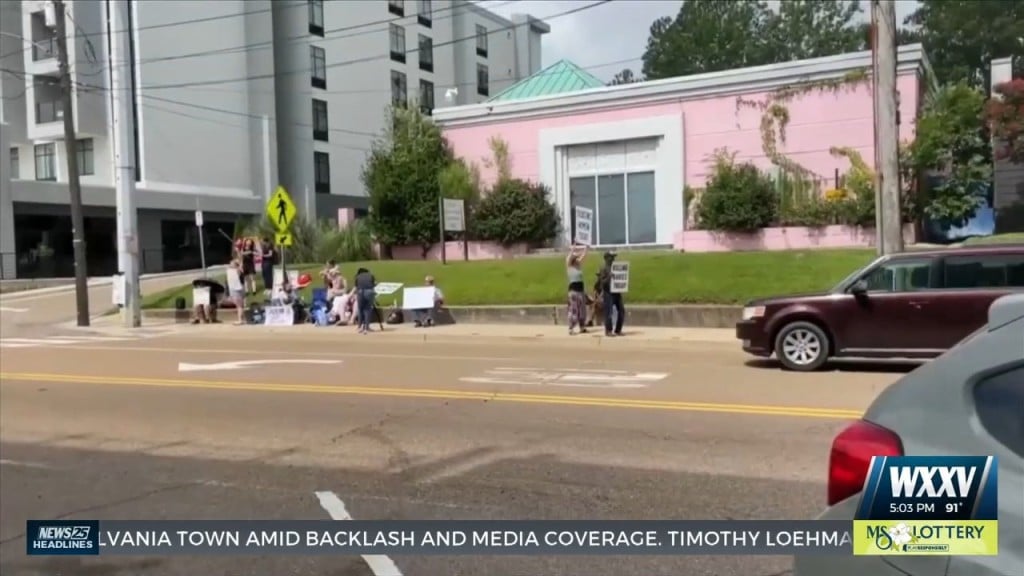 Mississippi’s Only Abortion Clinic Shuts Down